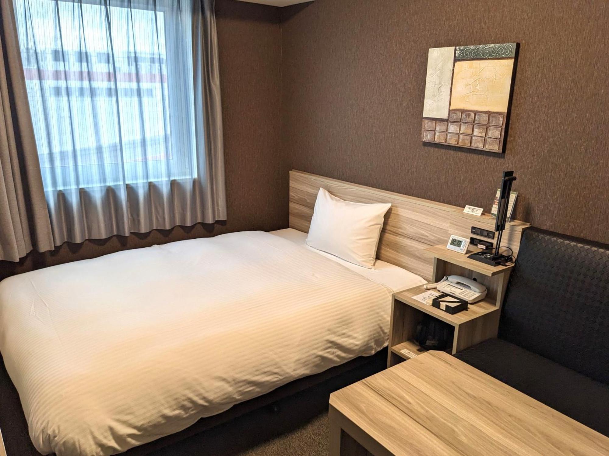 Hotel Route-Inn Chiba Hamano -Tokyowangando- Exteriör bild
